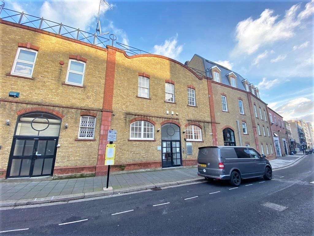 33 Warple Mews, London for rent Building Photo- Image 1 of 32