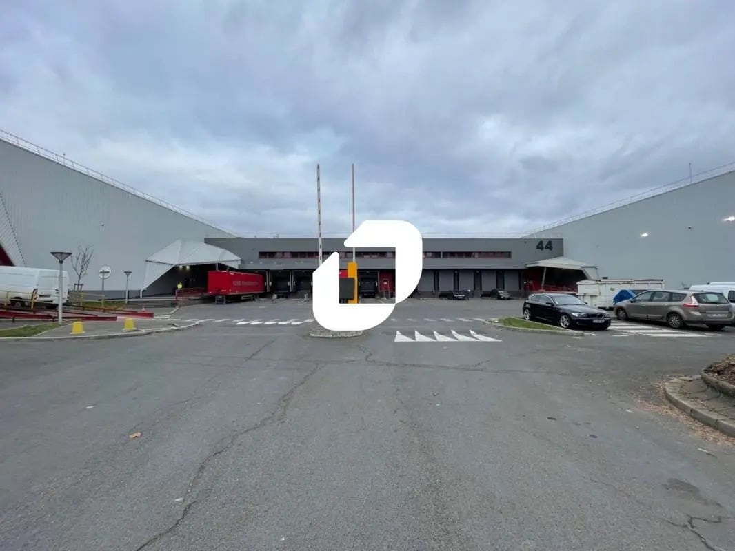 Office in Gennevilliers to rent Building Photo- Image 1 of 5