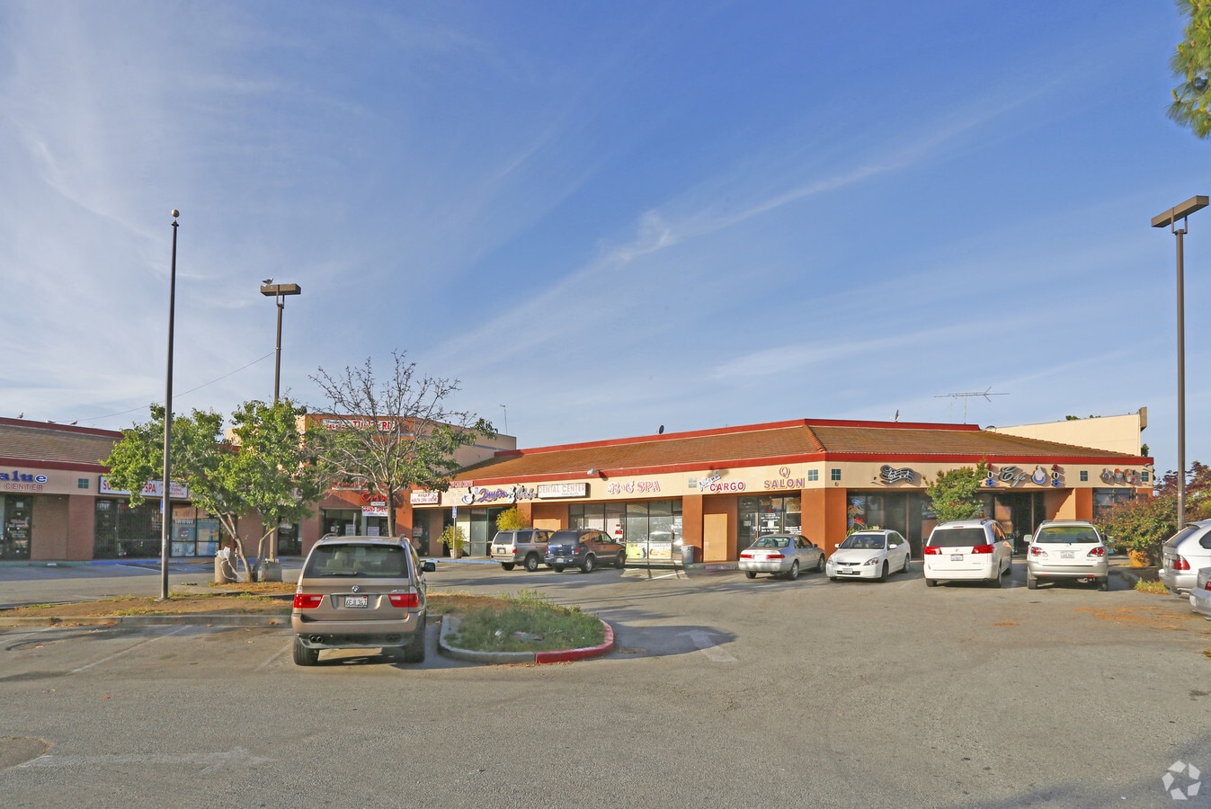 1692 Tully Rd, San Jose 95122 UK