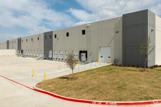 3000 Mark IV Pky, Fort Worth, TX to rent Building Photo- Image 2 of 3