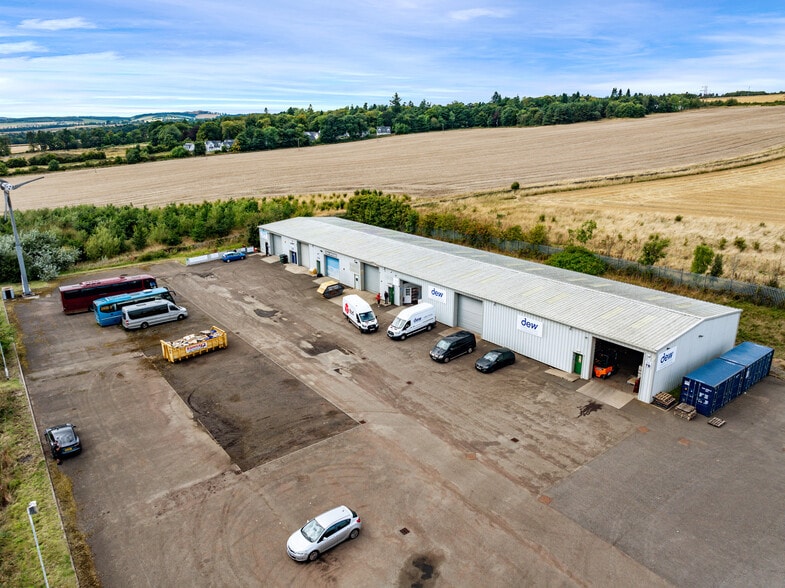 Nobel Rd, Dundee to rent - Building Photo - Image 3 of 16