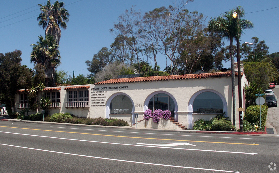 2094 Coast Hwy, Laguna Beach, CA for rent - Primary Photo - Image 1 of 8