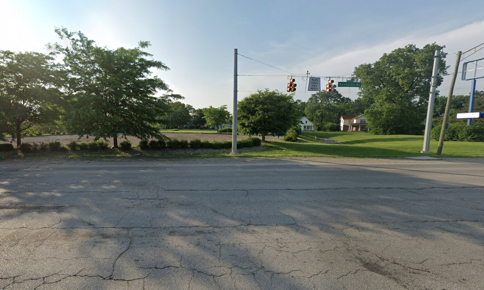 2820 Kentucky Ave, Indianapolis, IN for rent - Building Photo - Image 3 of 3