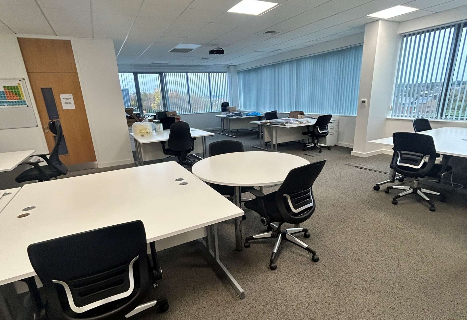 Hollymoor Way, Birmingham to rent Interior Photo- Image 1 of 3