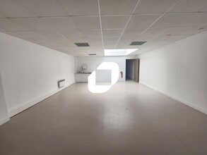 2 Avenue Des 3 Peuples, Montigny-le-Bretonneux for sale Interior Photo- Image 2 of 9