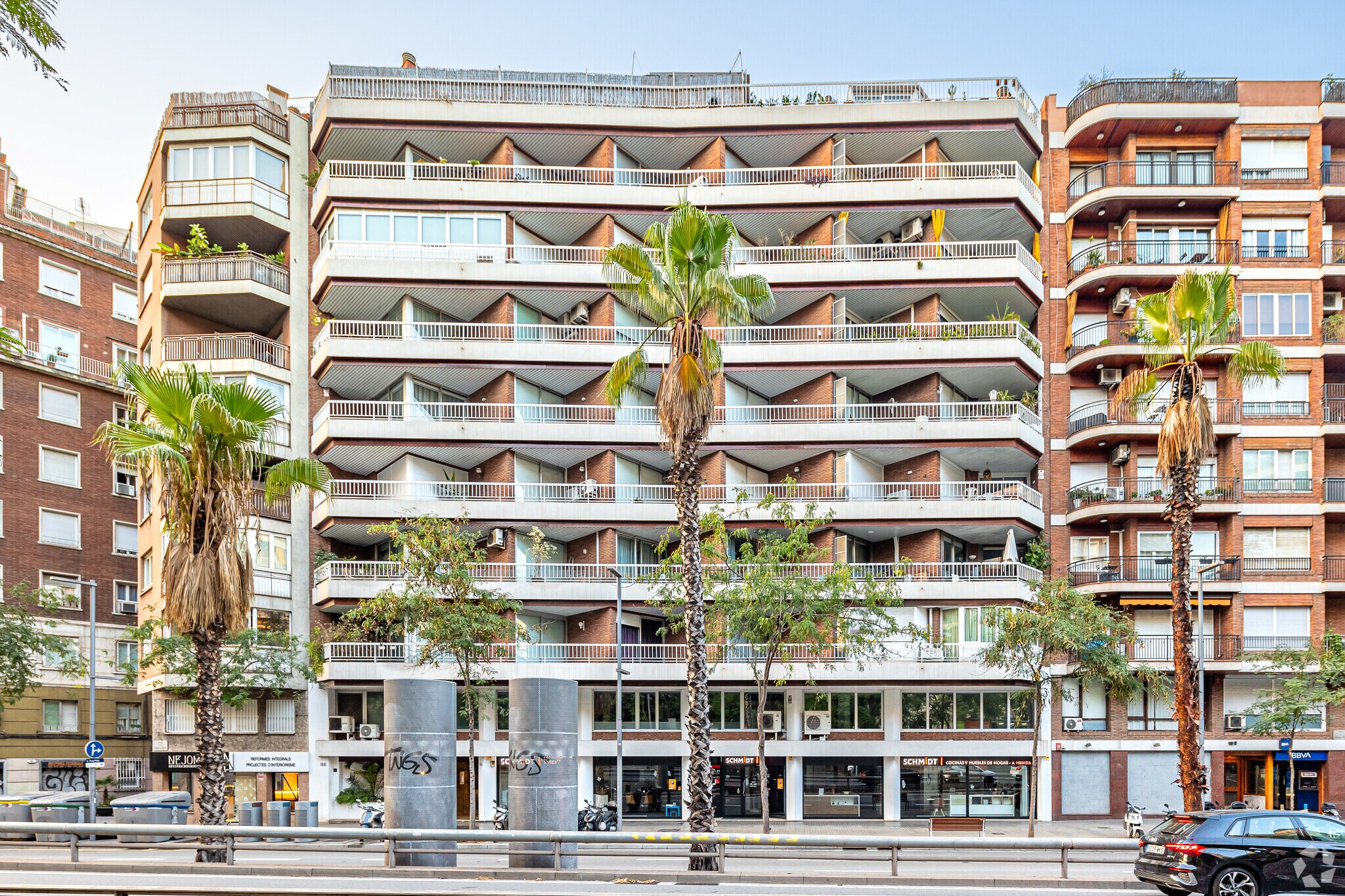 Office in Barcelona, Barcelona to rent Primary Photo- Image 1 of 3