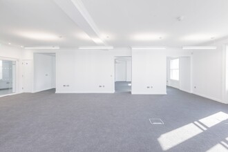 23 Cromwell Pl, London for rent Interior Photo- Image 1 of 3