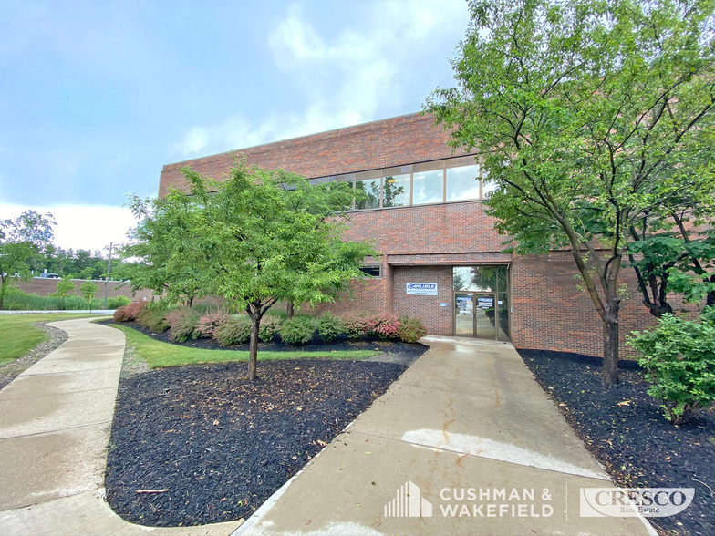 6180 Cochran Rd, Solon, OH for rent - Building Photo - Image 1 of 11