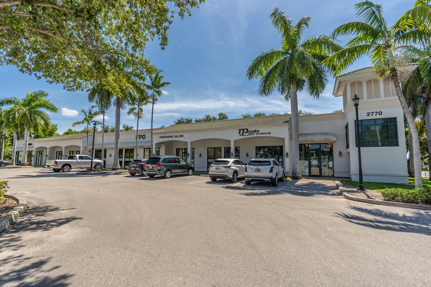 2770 Davis Blvd, Naples, FL for sale - Building Photo - Image 1 of 12