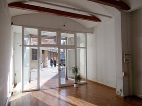 Retail in El Vendrell, Tarragona to rent Interior Photo- Image 2 of 4