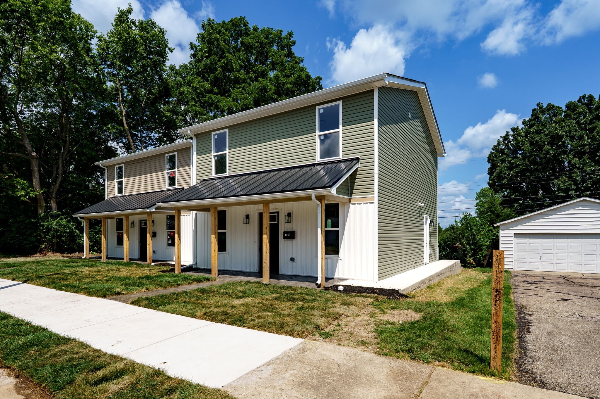 Pleasant View portfolio of 2 properties for sale on LoopNet.co.uk Building Photo- Image 1 of 54