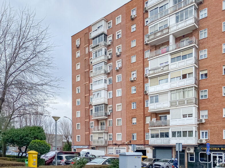 Calle Referéndum de Viña Grande, 10, Alcorcón, Madrid for sale - Building Photo - Image 2 of 2