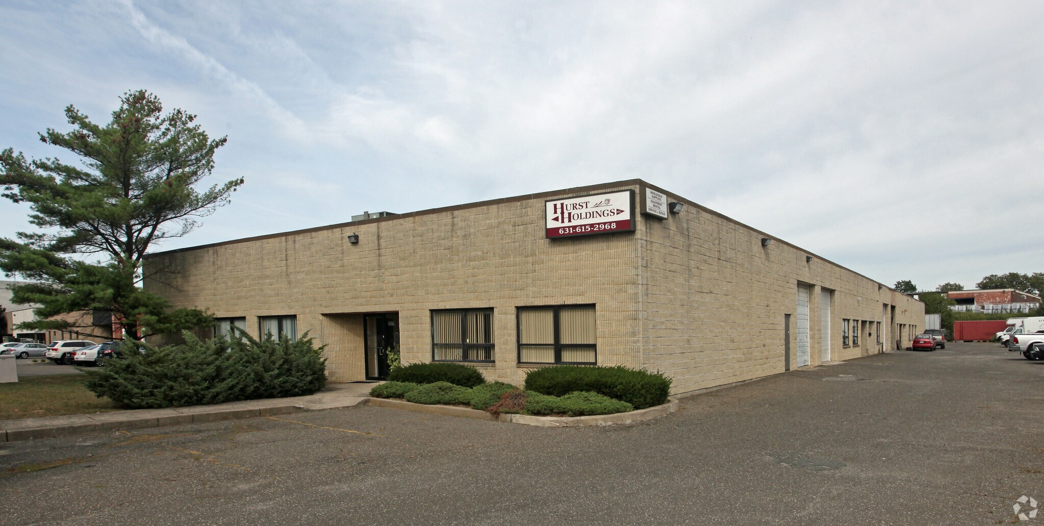 2071-2079 9th Ave, Ronkonkoma, NY to rent Primary Photo- Image 1 of 7