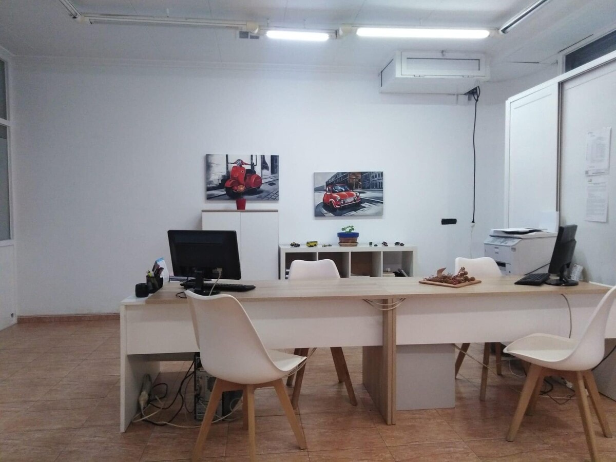 El Prat de Llobregat, BAR 08820 - Unit - - - Interior Photo - Image 2 of 7