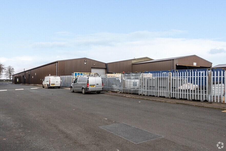 Elmsfield Park, Carnforth to rent - Primary Photo - Image 3 of 3