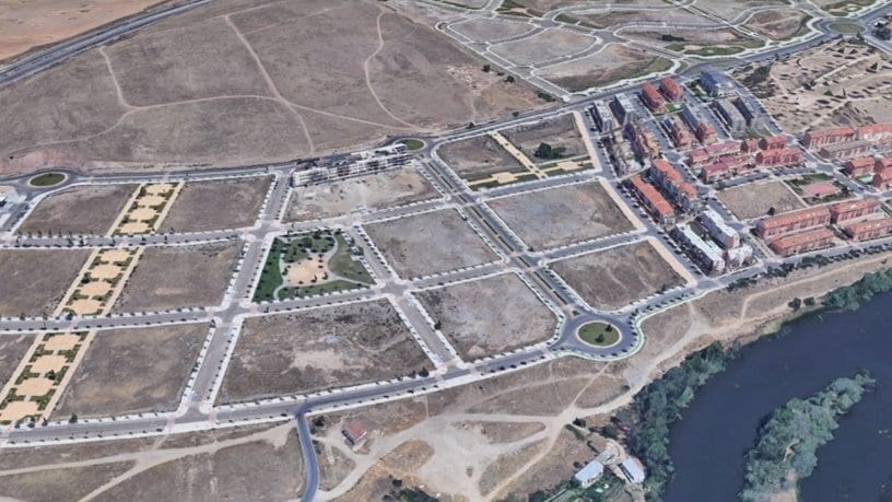 Alarcos, Salamanca, la Plata-Huerta Otea, Salamanca, Salamanca to rent - Building Photo - Image 2 of 6