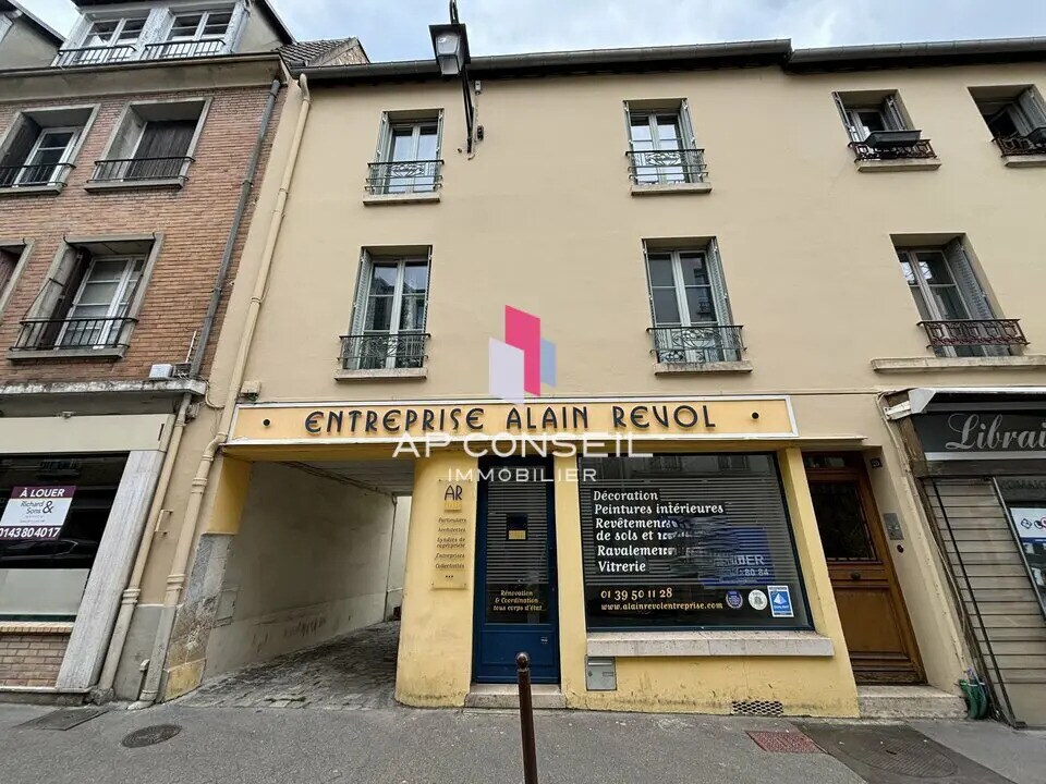 Retail in Versailles to rent Building Photo- Image 1 of 9