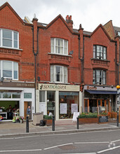 118 Wandsworth Bridge Rd, London for rent Building Photo- Image 1 of 4