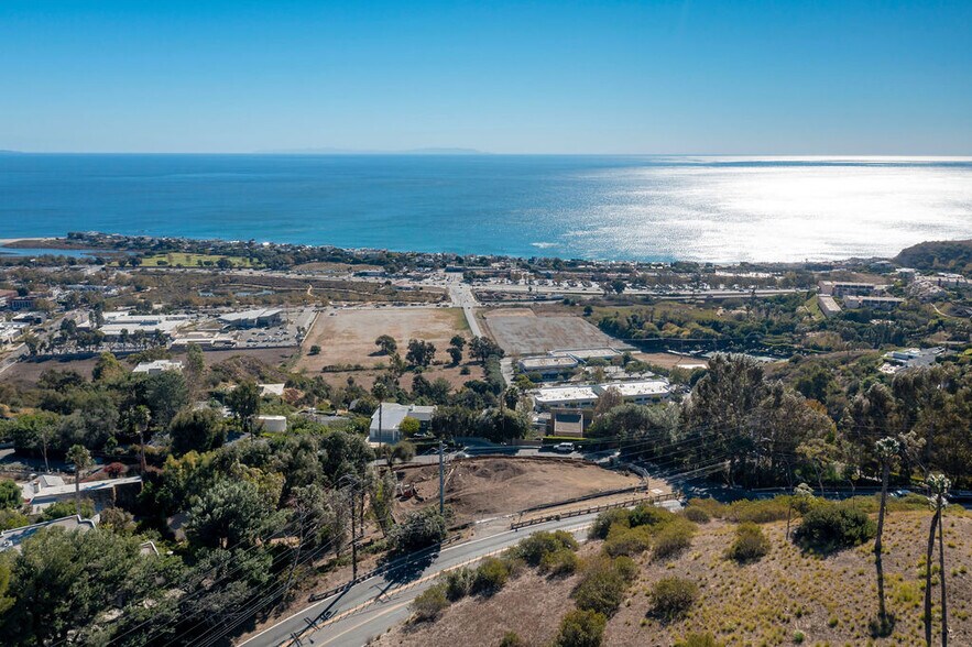 23843 Harbor Vista Dr, Malibu, CA for sale - Building Photo - Image 3 of 33