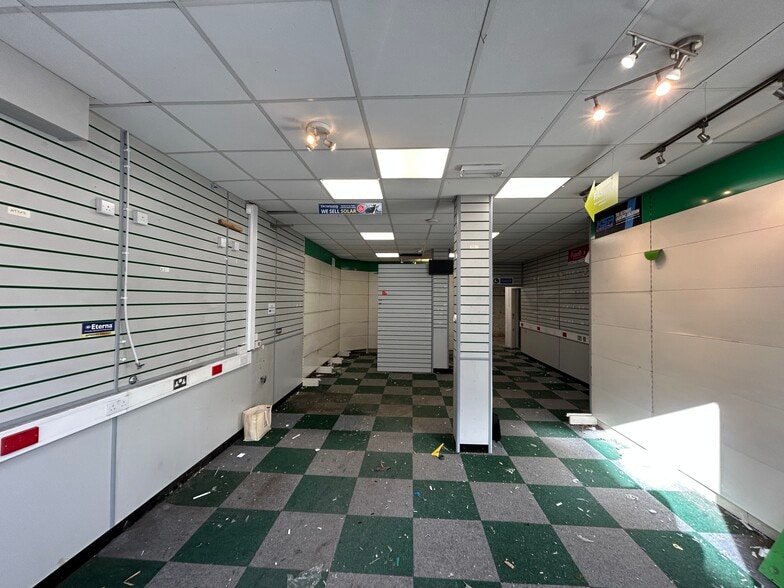 3a-5 Abbotsford Rd, Bristol to rent - Building Photo - Image 3 of 6