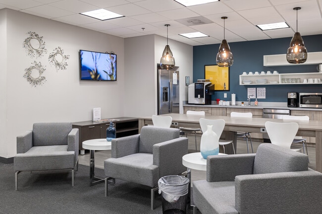 More details for 400 W Capitol Ave, Little Rock, AR - Co-working to Rent