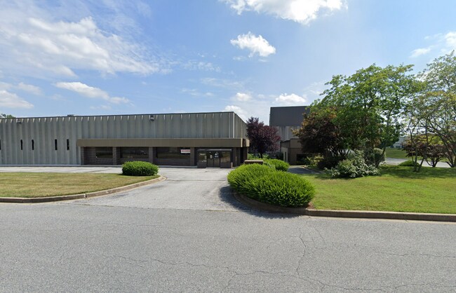 More details for 151 Airport Dr, Westminster, MD - Industrial to Rent