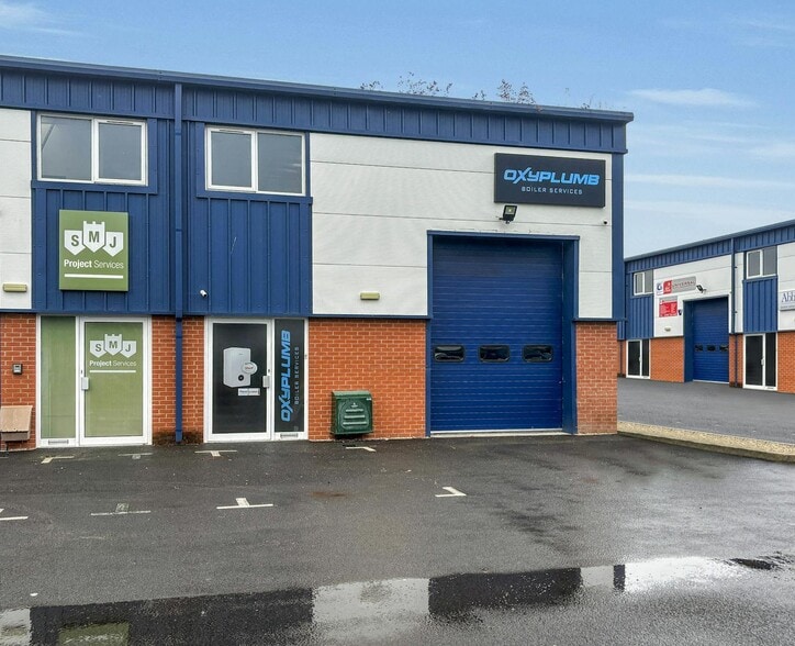 Richard Jones Rd, Minster Lovell to rent - Building Photo - Image 2 of 2