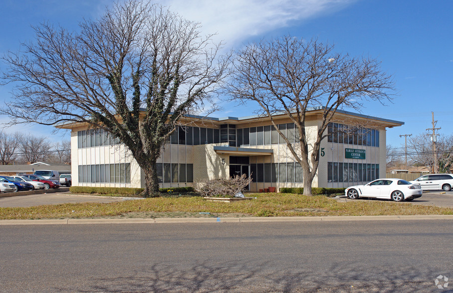 5 Briercroft Office Park, Lubbock, TX for rent - Building Photo - Image 3 of 68