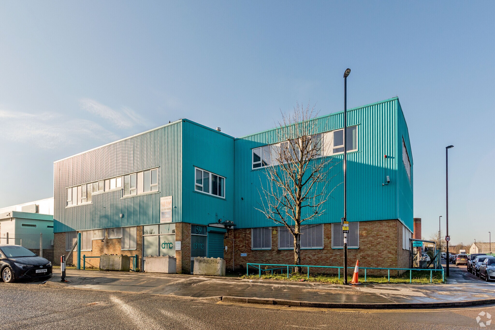 59 Imperial Way, Croydon for sale Primary Photo- Image 1 of 1