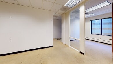 2200 6th Ave, Seattle, WA to rent Interior Photo- Image 2 of 3