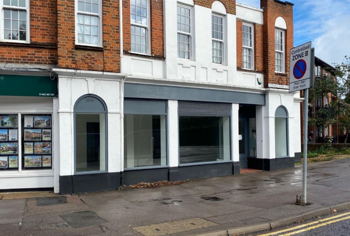 9 Howard Park Cor, Letchworth Garden City for sale Building Photo- Image 1 of 1