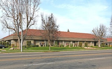 4011 N Fresno St, Fresno, CA for rent Primary Photo- Image 1 of 3