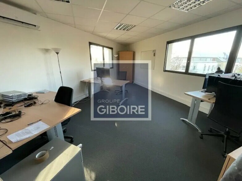 Office in Cesson-Sévigné for sale - Building Photo - Image 3 of 8