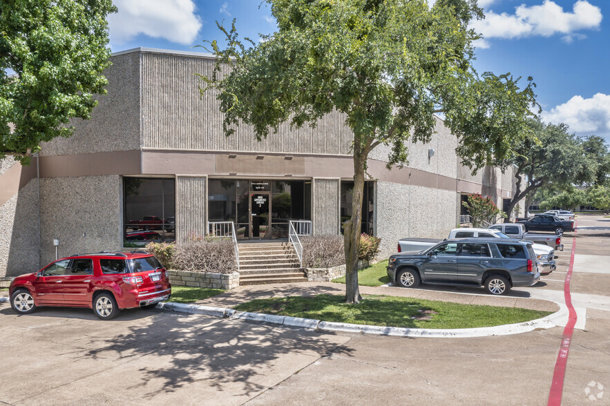 640 International Pkwy, Richardson, TX for rent - Building Photo - Image 3 of 24