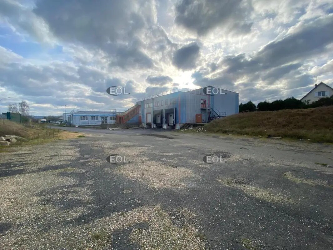 Industrial in Meaux to rent Primary Photo- Image 1 of 8