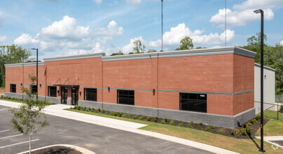 1000 Bricksteel Ln, Garner, NC for rent Building Photo- Image 1 of 9