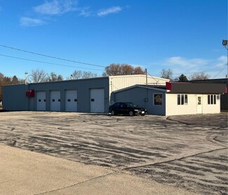 More details for 3724 Calumet Ave, Manitowoc, WI - Retail for Rent