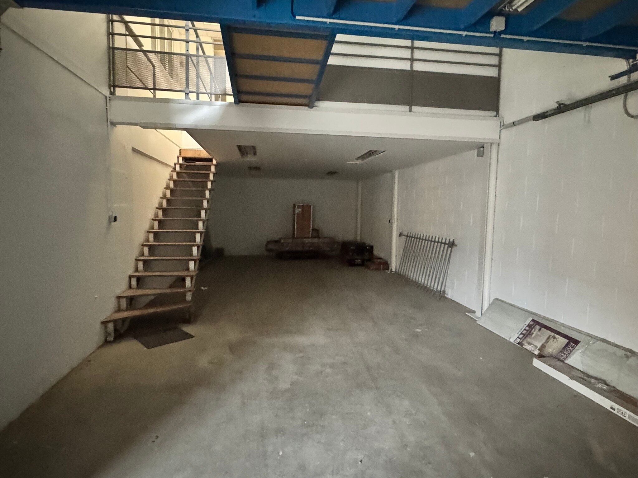10 Avenue Du Fief, Saint-Ouen-l'Aumône to rent Interior Photo- Image 1 of 8