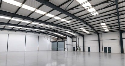 Victoria Rd, London to rent Interior Photo- Image 2 of 2