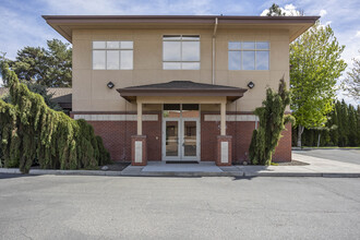 5101 W Clearwater Ave, Kennewick, WA for sale Building Photo- Image 1 of 36