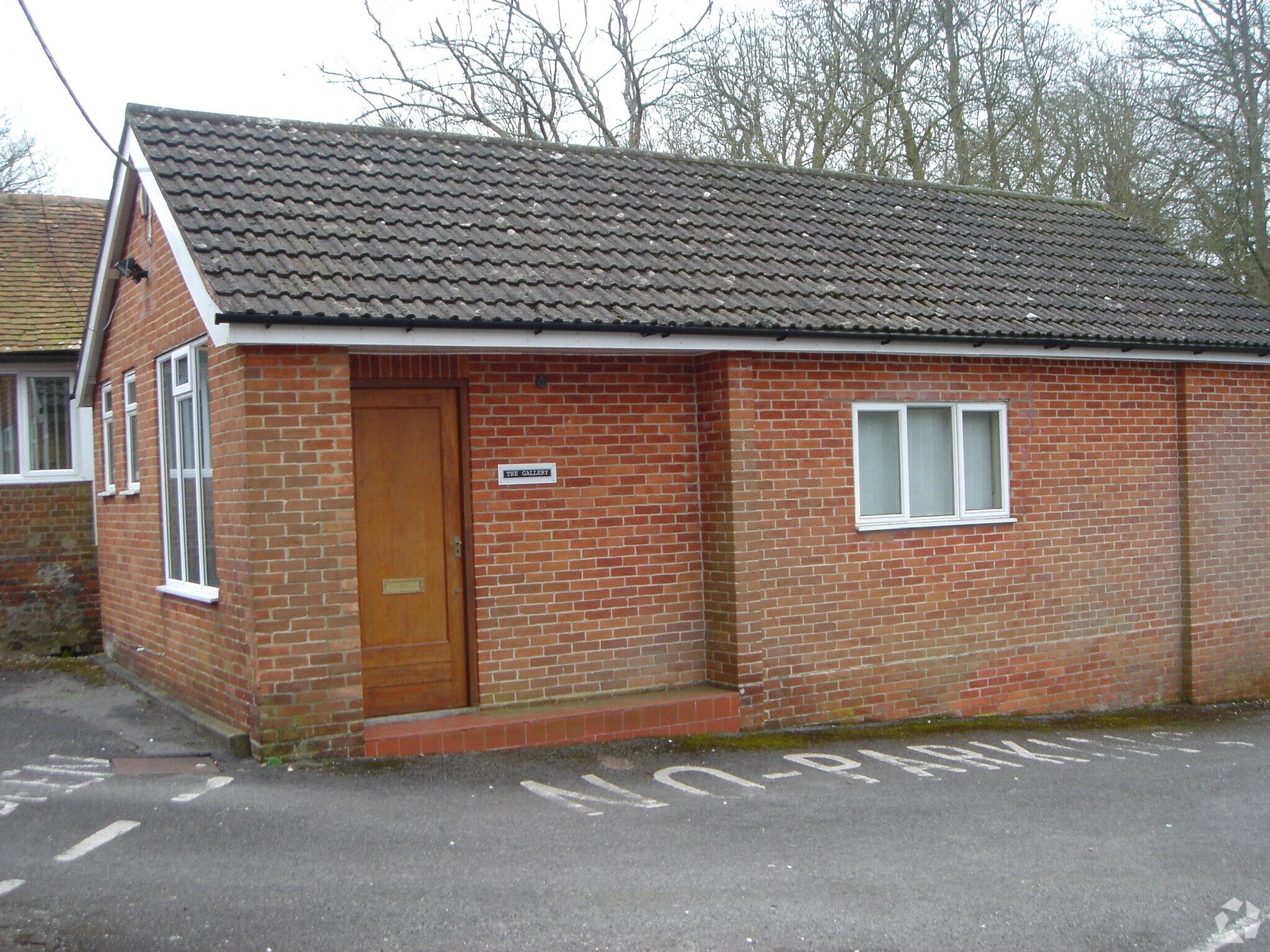 24 Swan St, Kingsclere for sale Primary Photo- Image 1 of 1
