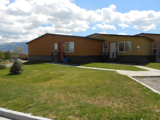 116 W Highland Dr, Ely, NV for sale - Building Photo - Image 1 of 1