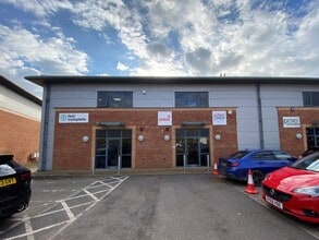 Sperry Way, Stonehouse to rent Building Photo- Image 1 of 9