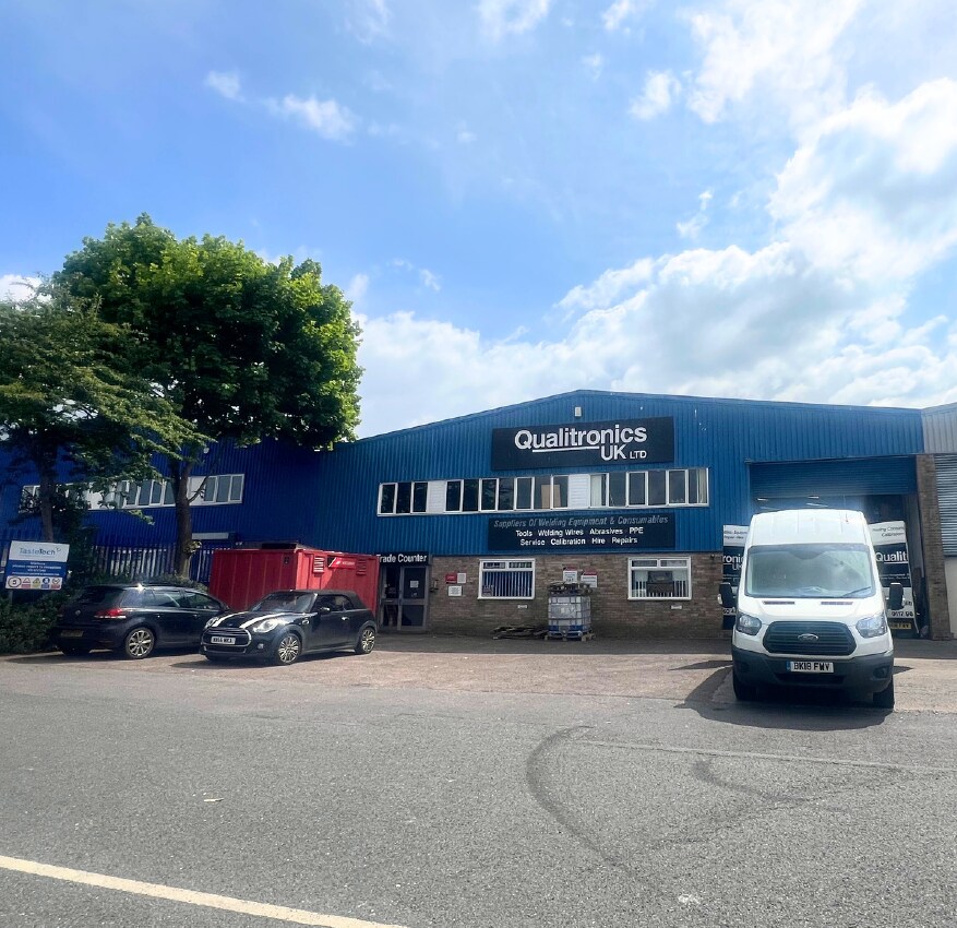 8 Bath Rd, Bristol for sale Building Photo- Image 1 of 1