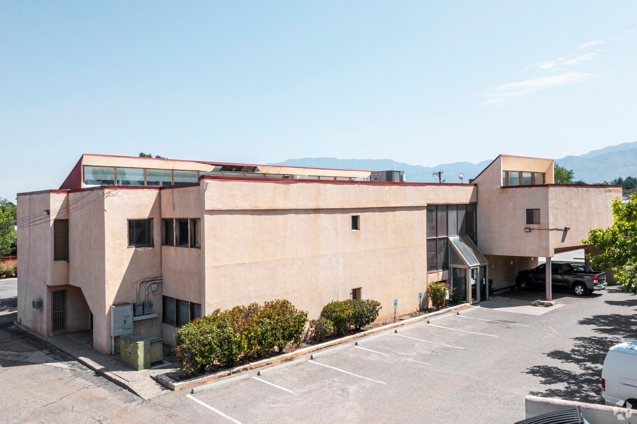 1101 Cardenas Dr NE, Albuquerque, NM for sale Primary Photo- Image 1 of 1