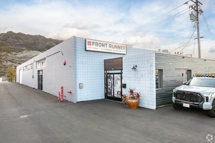 29360-29370 Roadside Dr, Agoura Hills, CA to rent - Building Photo - Image 2 of 14