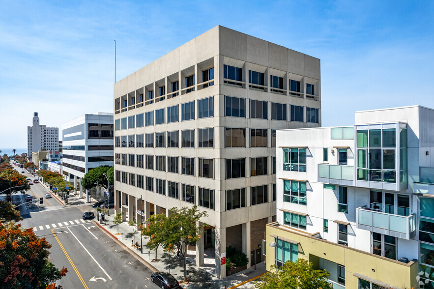 501 Santa Monica Blvd, Santa Monica, CA for rent - Building Photo - Image 2 of 3