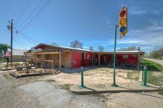 106 County Road 2820, Slidell, TX for sale Primary Photo- Image 1 of 1