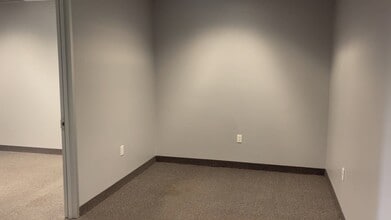 580 Decker Dr, Irving, TX to rent - Commercial Listing Video 