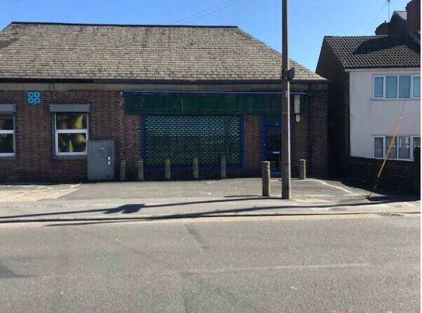 28 Adwick Rd, Mexborough for sale - Building Photo - Image 1 of 1